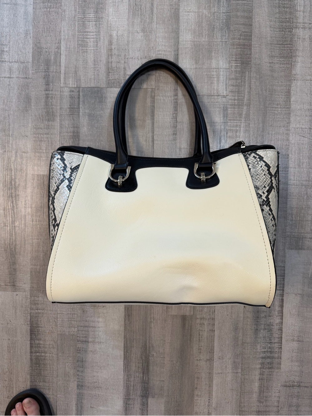 London Fog Black Cream Faux Snakeskin Satchel Handbag Purse 16”